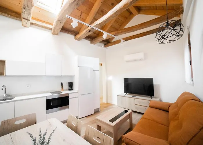 Mk77 Leon- Cantareros 아파트 레온